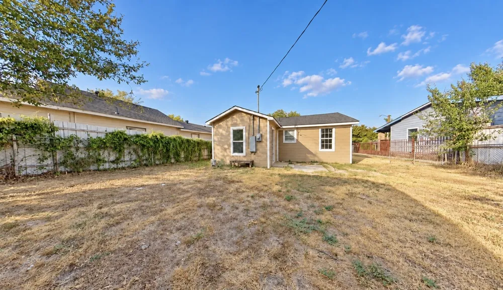 3019 NW 27th Street Fort Worth, TX 76106