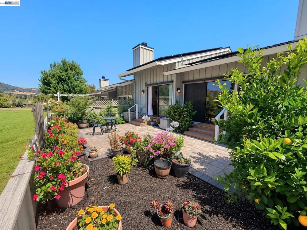 2005 Rancho Verde Circle West Danville, CA 94526