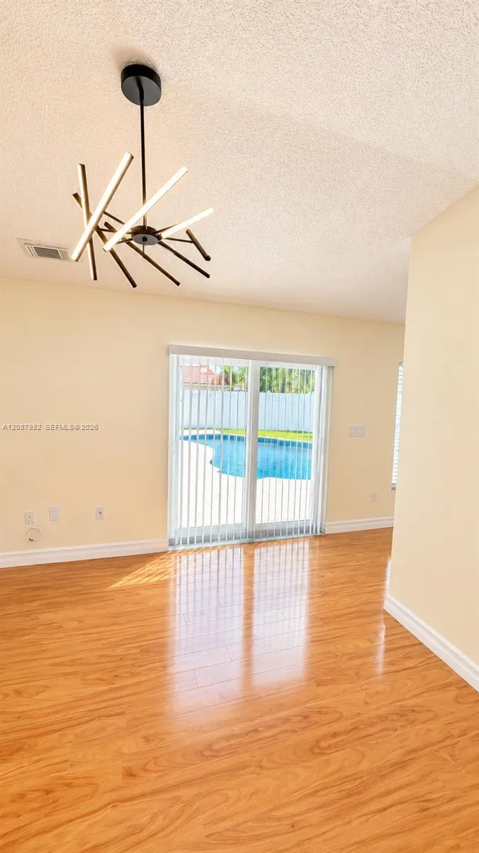 17542 NW 12th St Pembroke Pines, FL 33029