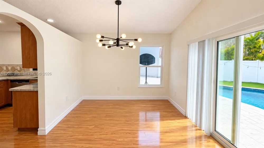 17542 NW 12th St Pembroke Pines, FL 33029