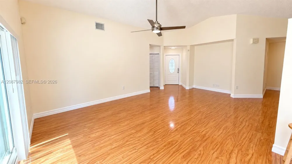17542 NW 12th St Pembroke Pines, FL 33029