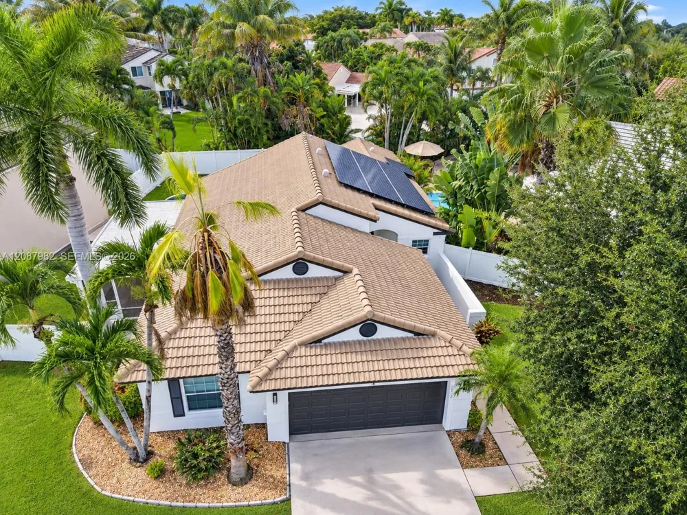 17542 NW 12th St Pembroke Pines, FL 33029