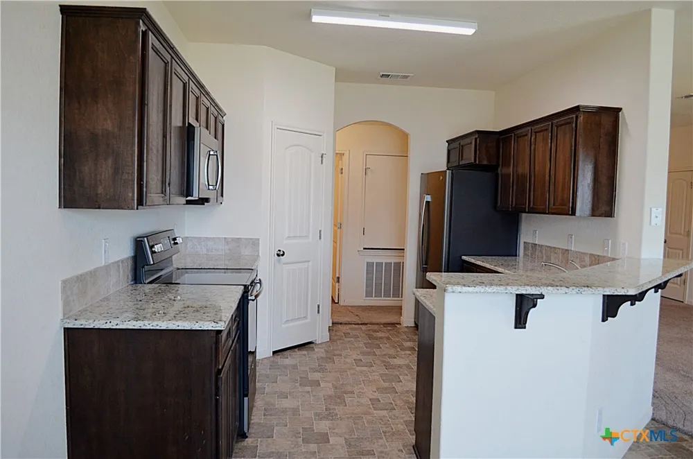 6702 Keechi Valley Drive Killeen, TX 76549