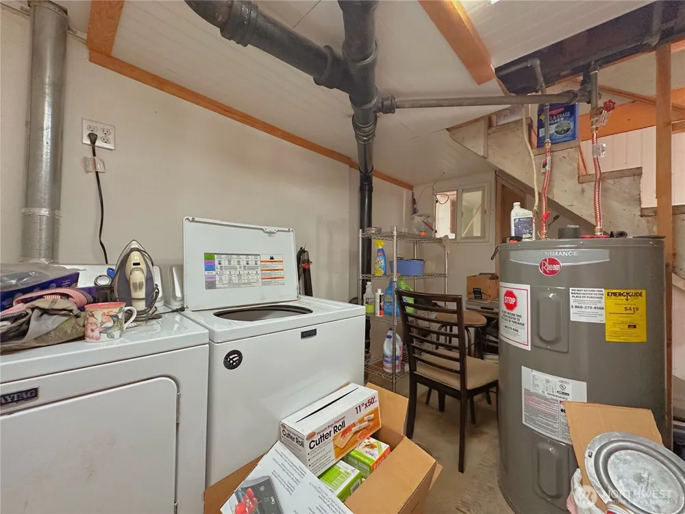 319 E Bartlett Avenue Omak, WA 98841