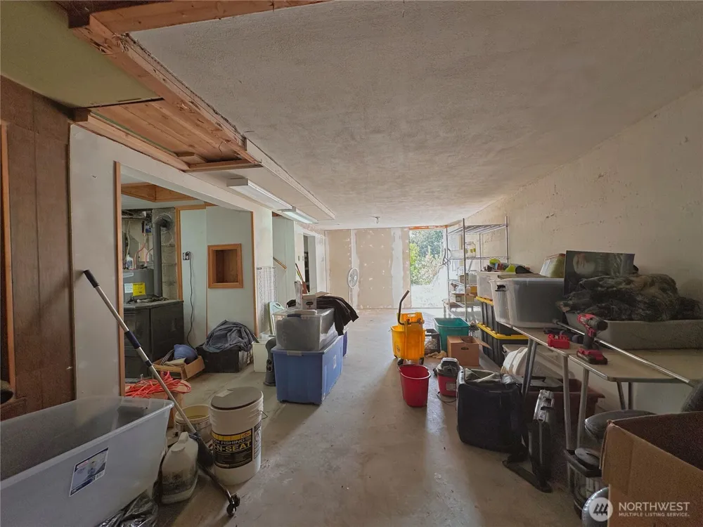 319 E Bartlett Avenue Omak, WA 98841