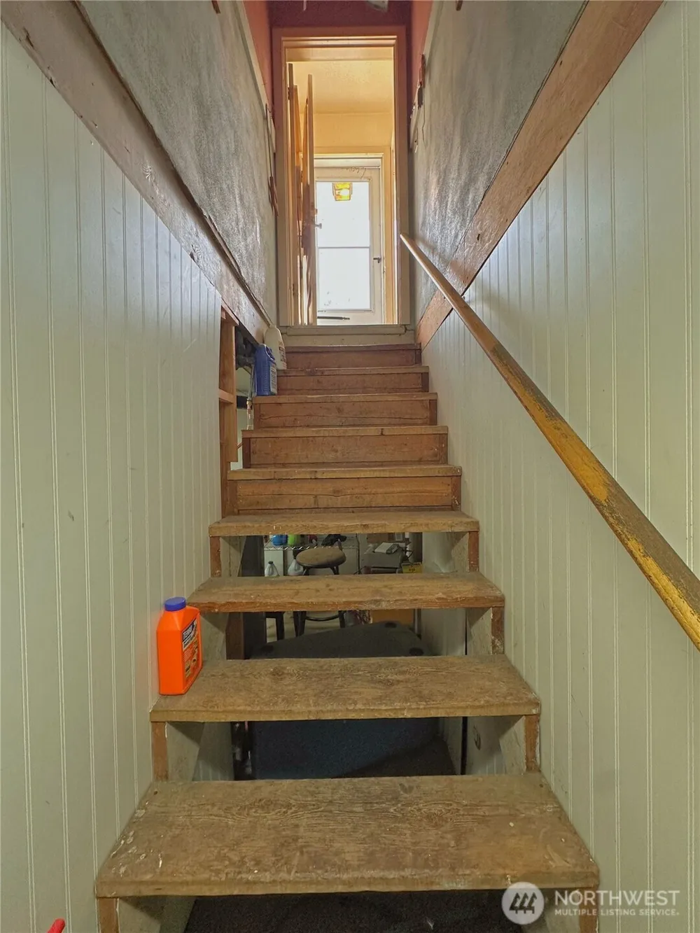 319 E Bartlett Avenue Omak, WA 98841