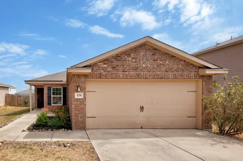 228 Millers Loop