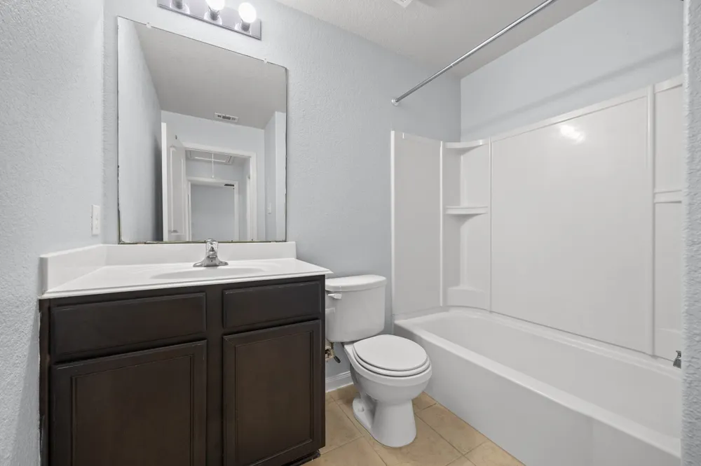 228 Millers Loop Jarrell, TX 76537