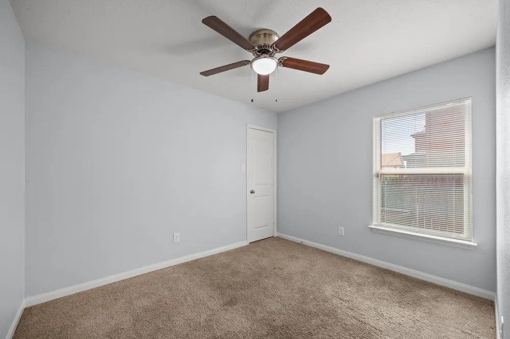 228 Millers Loop Jarrell, TX 76537