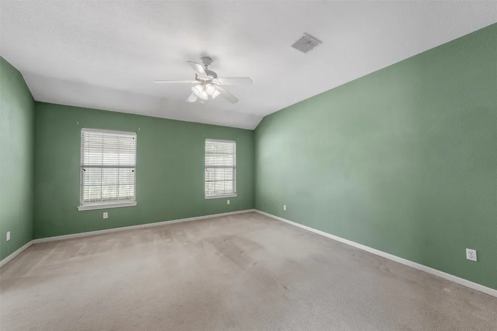1223 Oakmanor Circle Hewitt, TX 76643