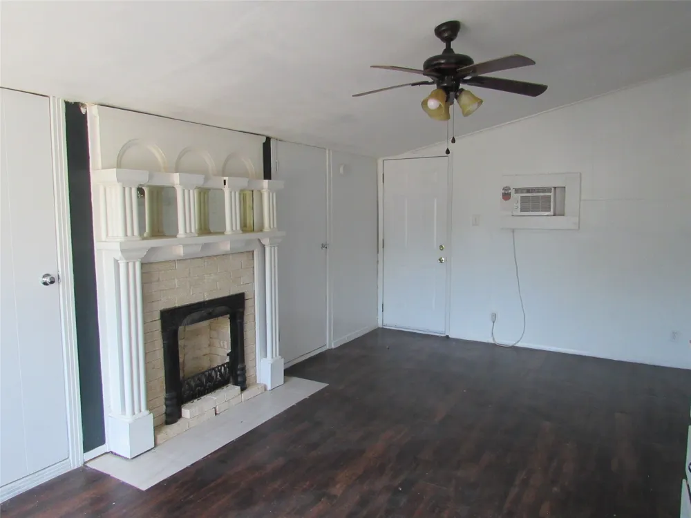1311 W 3 A STREET McGregor, TX 76657
