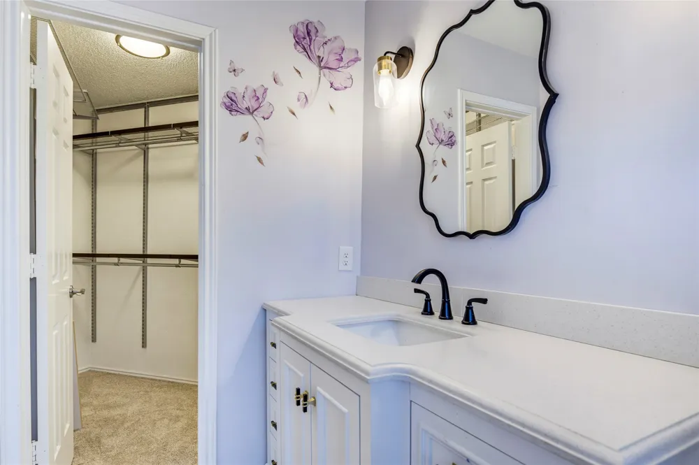 404 Santa Fe Trail #53 Irving, TX 75063