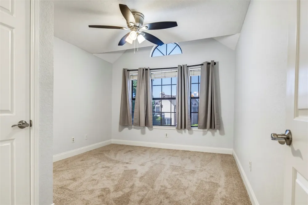 404 Santa Fe Trail #53 Irving, TX 75063