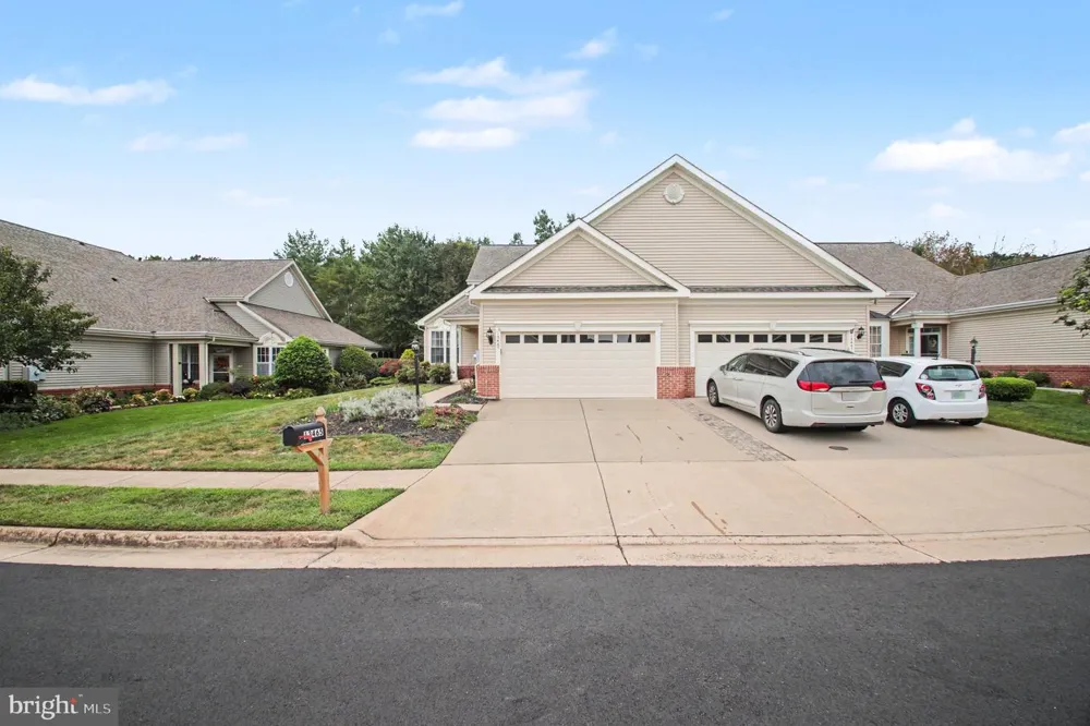 13465 VICTORY GALLOP WAY Gainesville, VA 20155