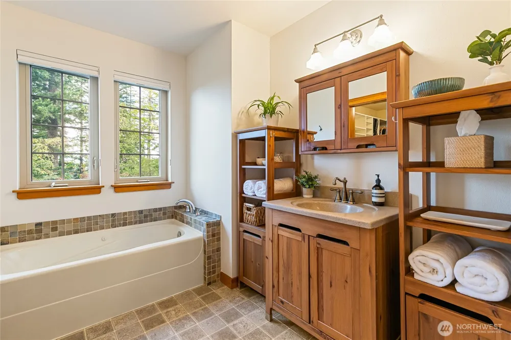3600 Toad Lake Road Bellingham, WA 98226