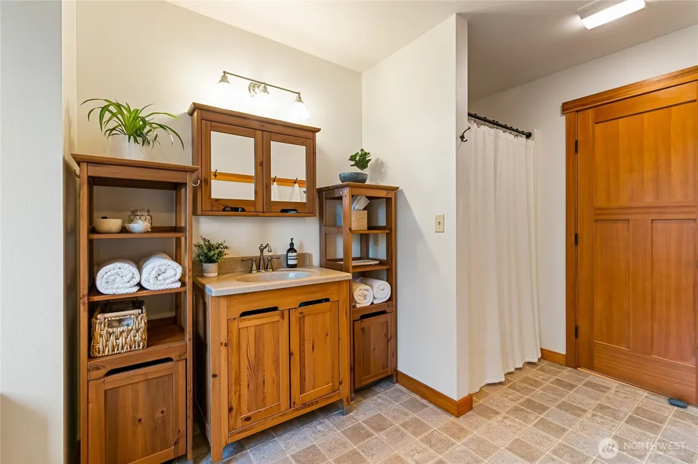 3600 Toad Lake Road Bellingham, WA 98226