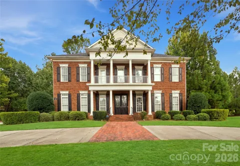 3007 Saint Andrews Court