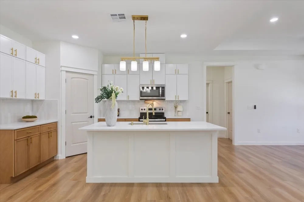 2704 Clay Avenue Waco, TX 76711