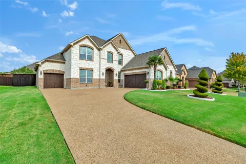 9810 Clubhouse Circle
