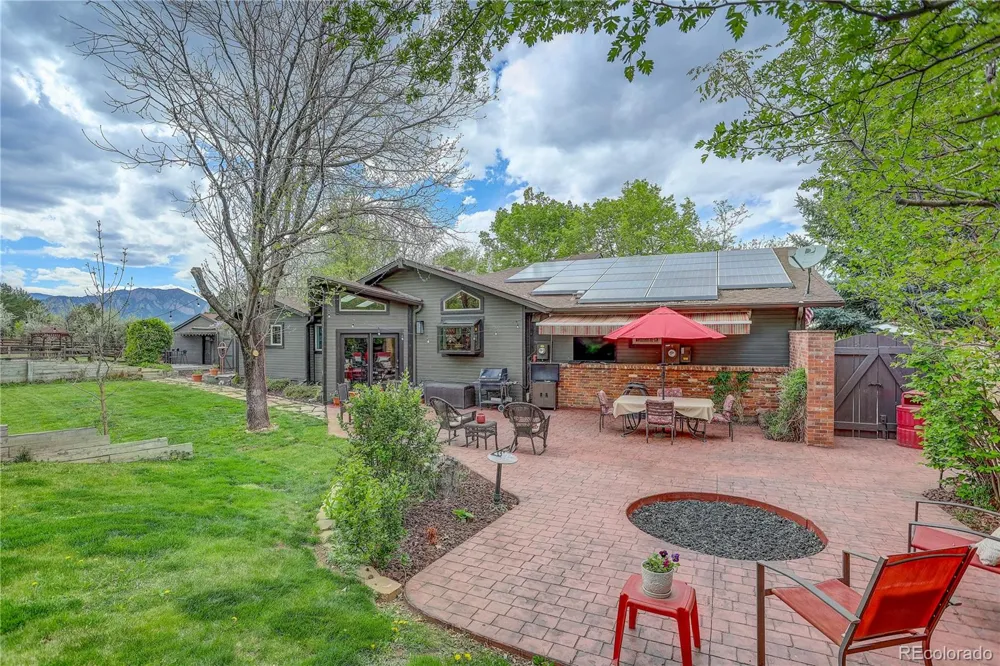 141 Ponderosa Drive Boulder, CO 80303