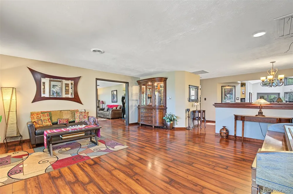 141 Ponderosa Drive Boulder, CO 80303