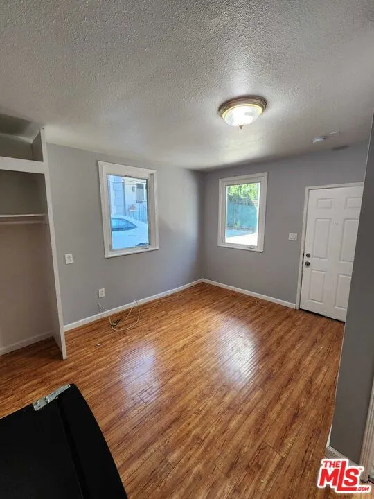11472 VENTURA #4 Studio City, CA 91604