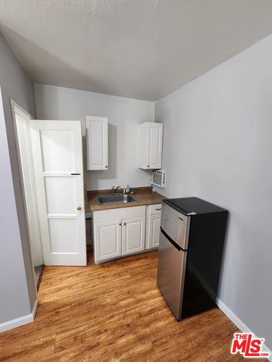 11472 VENTURA #4 Studio City, CA 91604