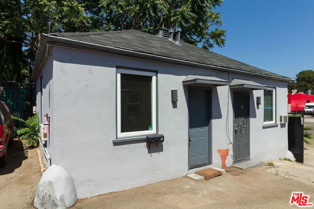 11472 VENTURA #4 Studio City, CA 91604