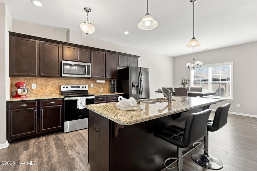 613 Knoll Circle Greenville, NC 27858