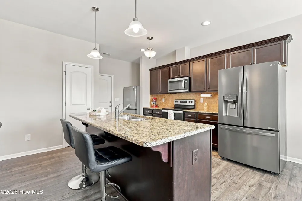 613 Knoll Circle Greenville, NC 27858