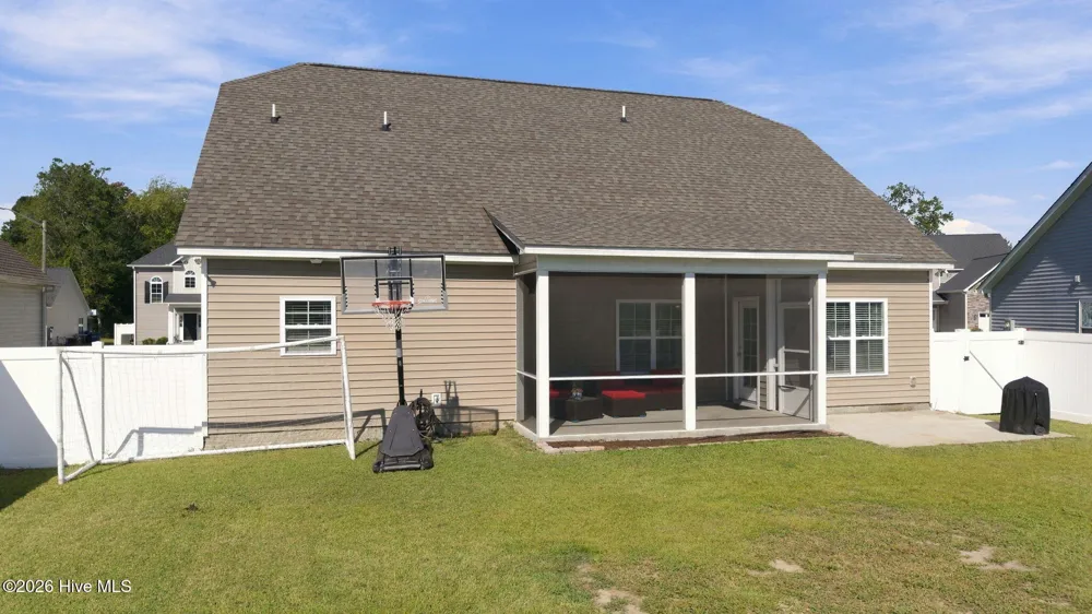 613 Knoll Circle Greenville, NC 27858