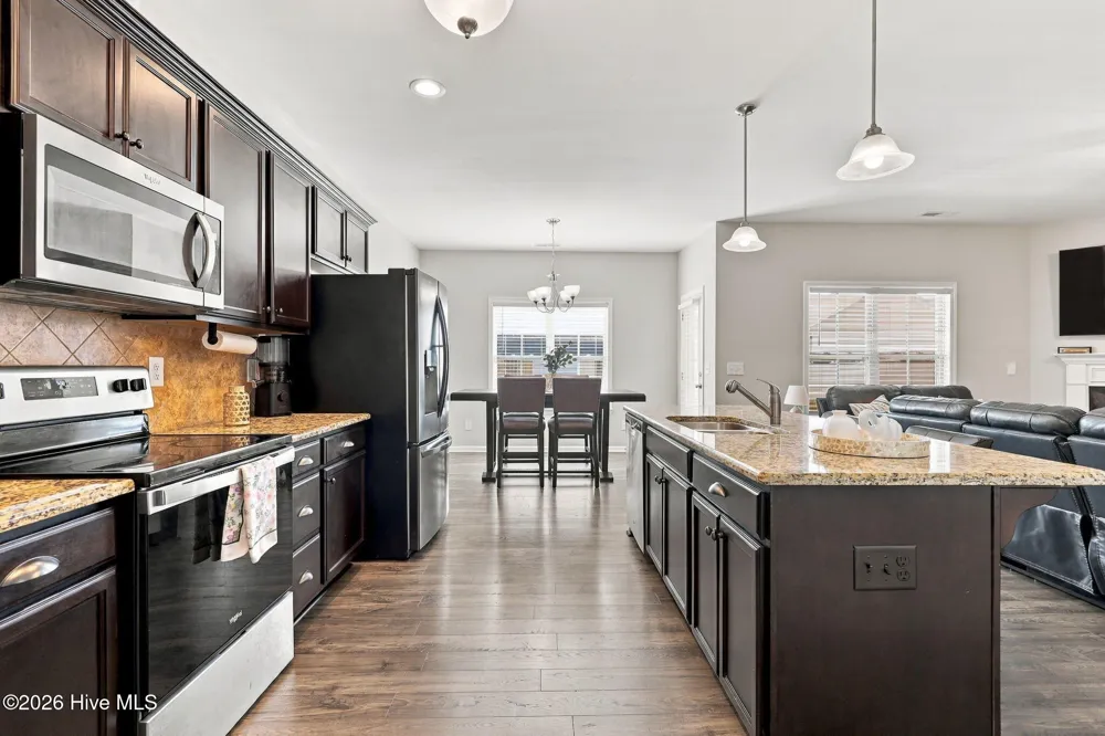 613 Knoll Circle Greenville, NC 27858