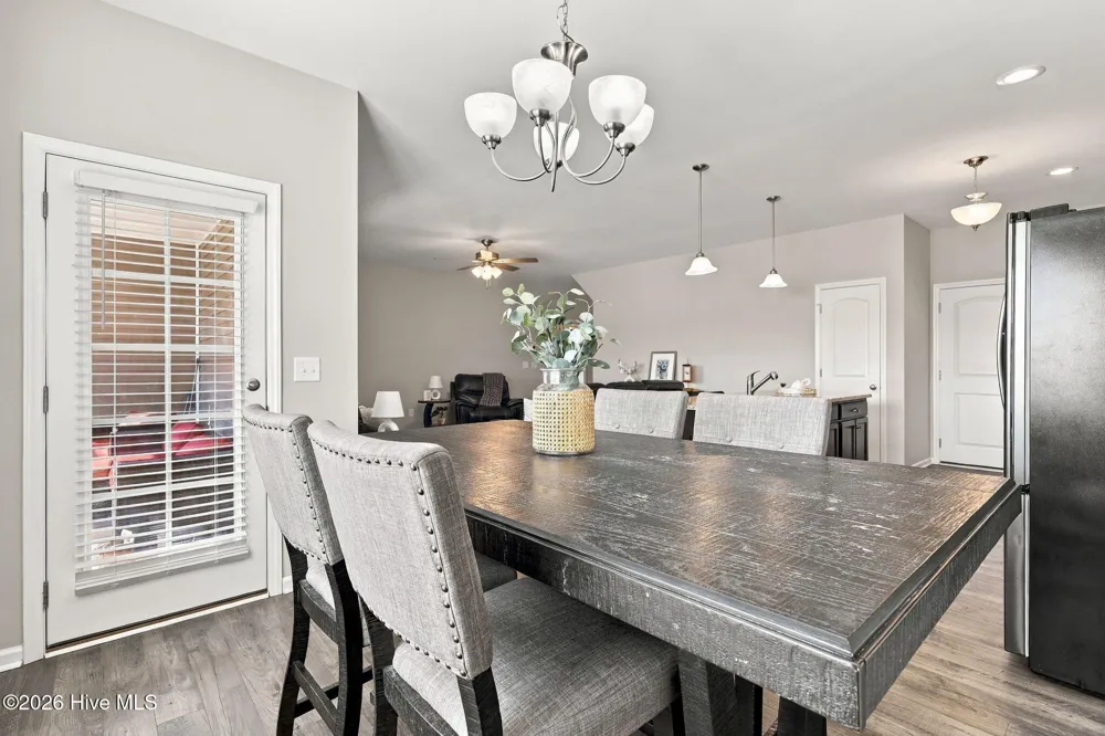 613 Knoll Circle Greenville, NC 27858