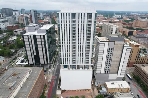 313 W 17th Street #2103