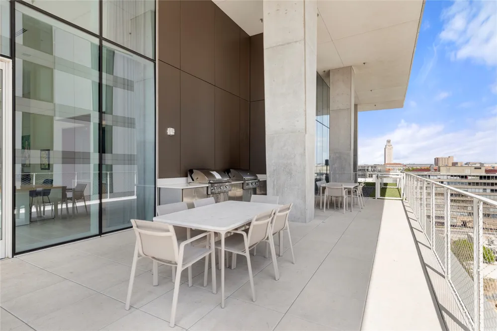 313 W 17th Street #2501 Austin, TX 78701