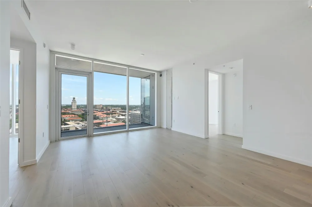 313 W 17th Street #2501 Austin, TX 78701