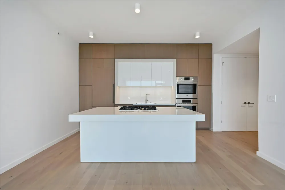 313 W 17th Street #2501 Austin, TX 78701