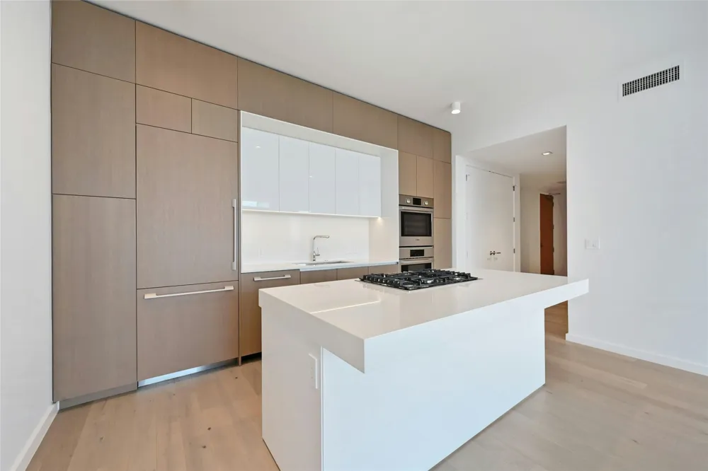 313 W 17th Street #2501 Austin, TX 78701