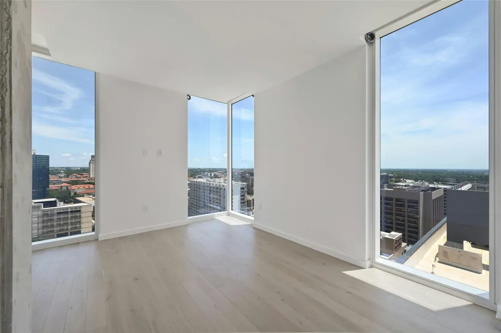 313 W 17th Street #2501 Austin, TX 78701