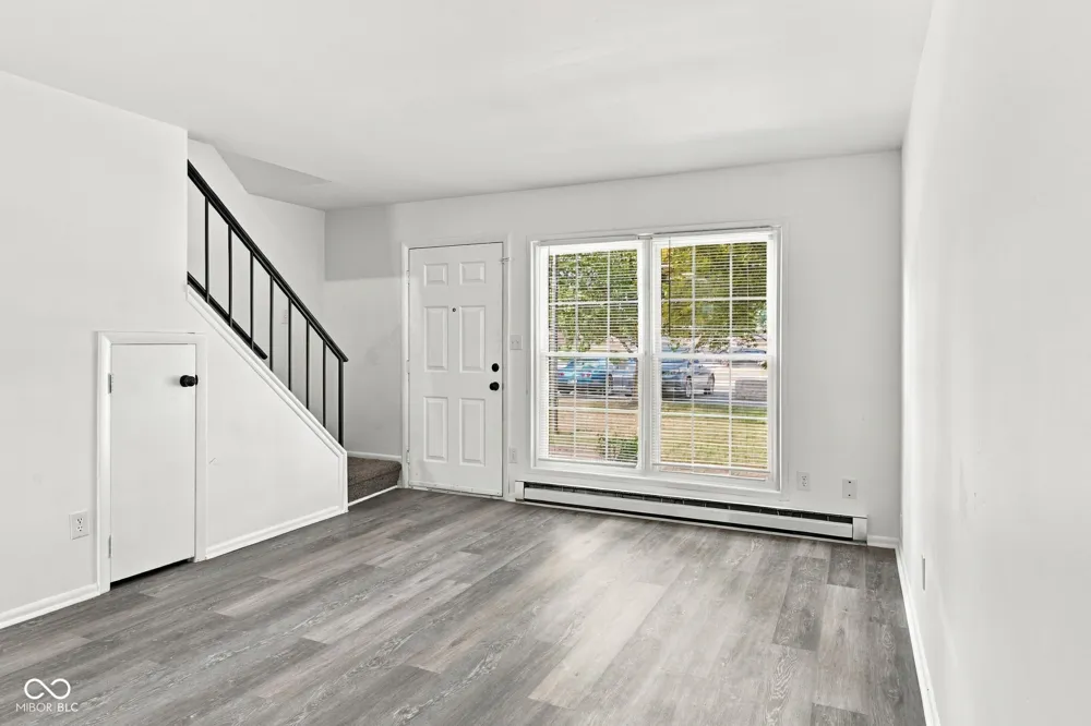 727 Southfield Court Indianapolis, IN 46227