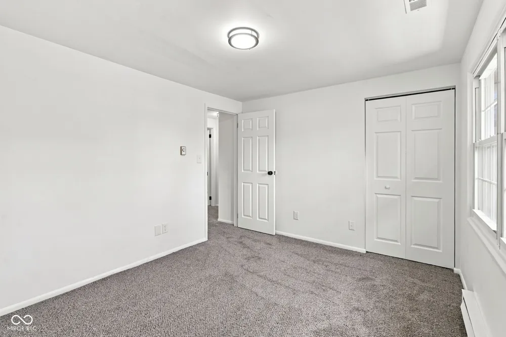 727 Southfield Court Indianapolis, IN 46227