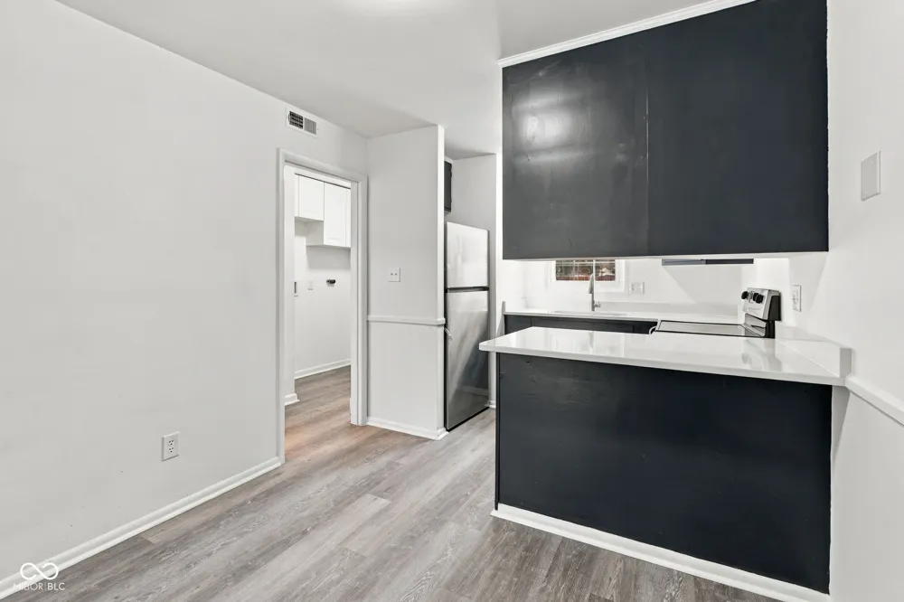 727 Southfield Court Indianapolis, IN 46227