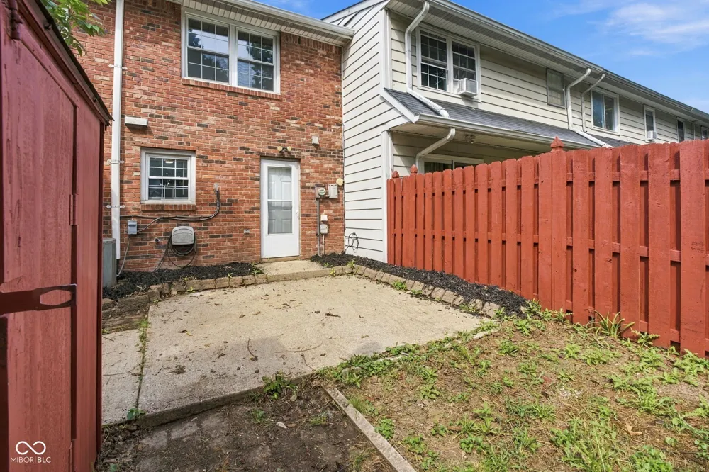 727 Southfield Court Indianapolis, IN 46227