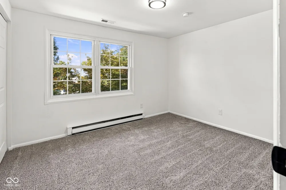 727 Southfield Court Indianapolis, IN 46227