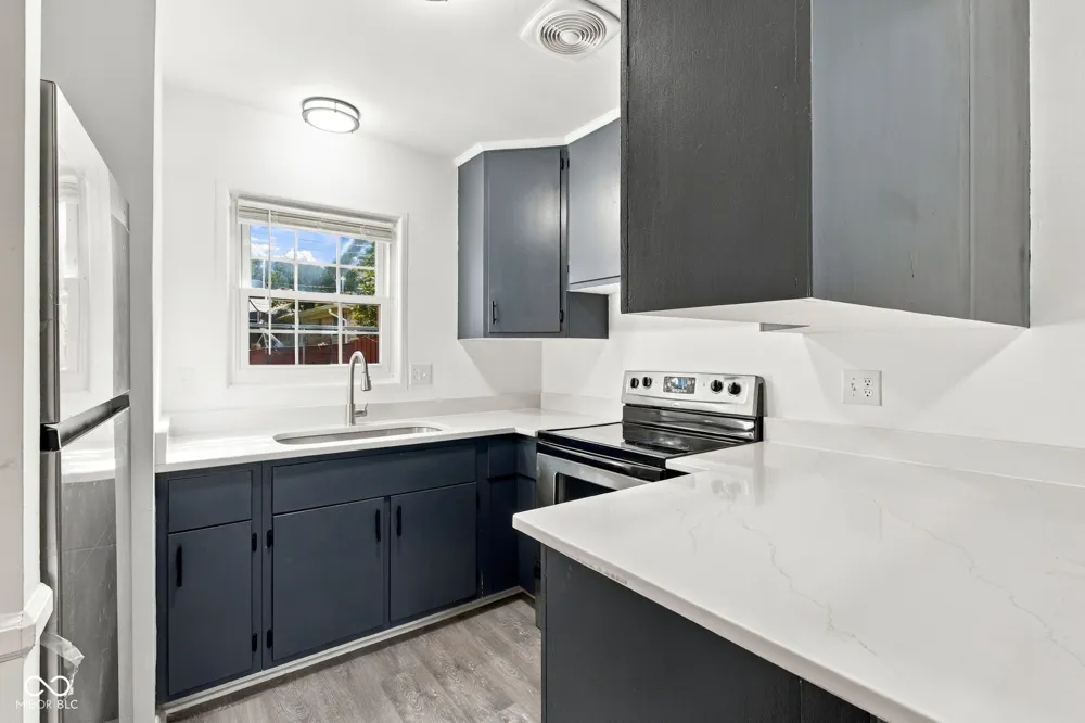 727 Southfield Court Indianapolis, IN 46227
