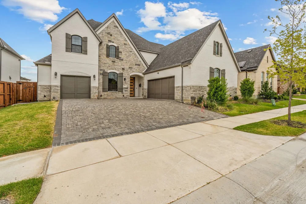1721 Clem Castle Drive Carrollton, TX 75010