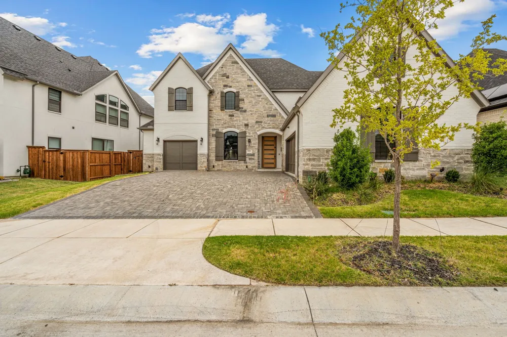 1721 Clem Castle Drive Carrollton, TX 75010