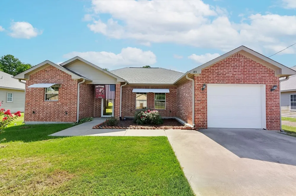 145 Tupelo Pittsburg, TX 75686