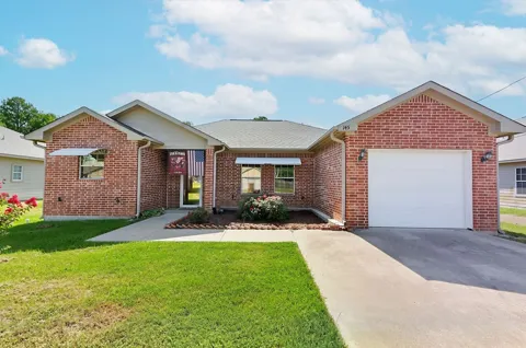145 Tupelo