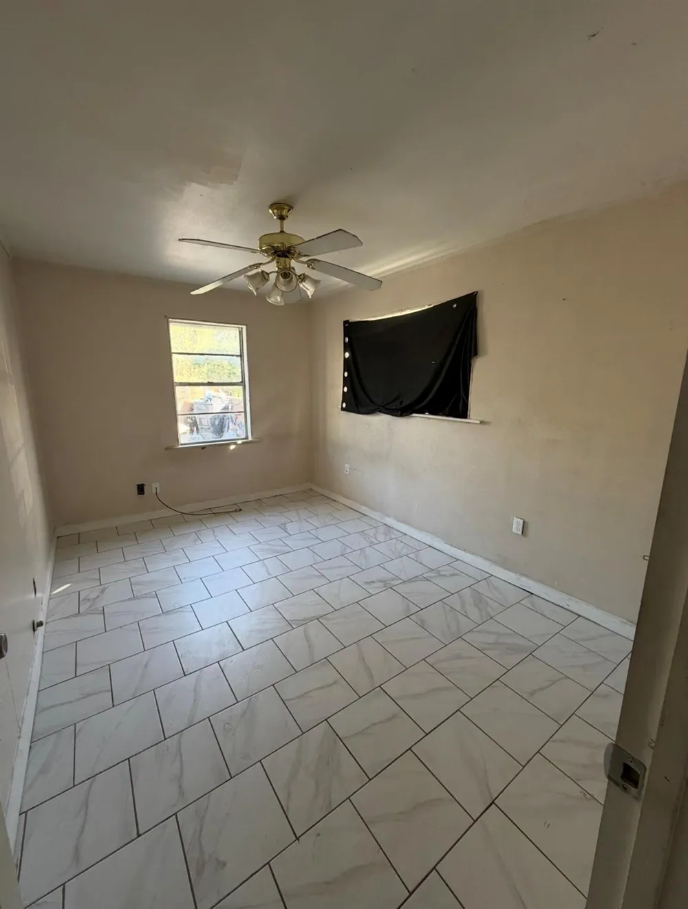 2919 Staples Street Houston, TX 77026